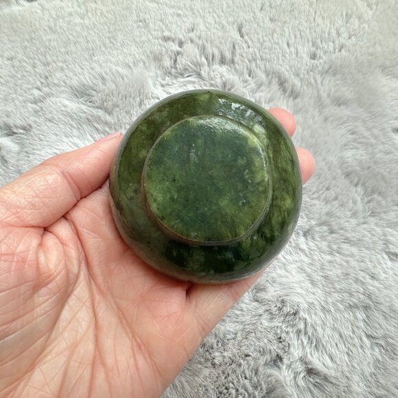 New Beautiful Small/Mini Nephrite Jade Bowl - Picture 3 of 6
